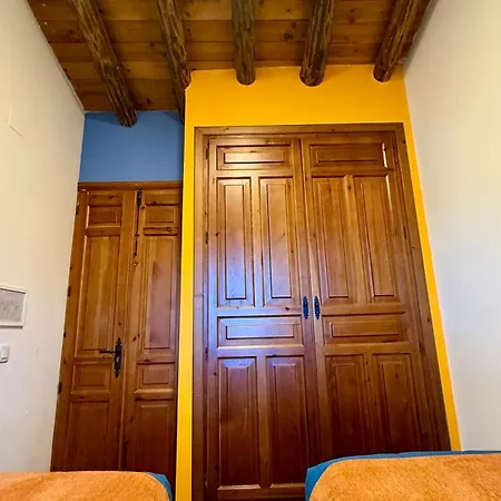 Sierra De Aguafria. El Robledillo Country house *