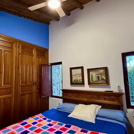 Casa Rural Sierra De Aguafria. Finca El Robledillo Séjour à la campagne Monesterio