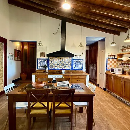 Sierra De Aguafria. El Robledillo *