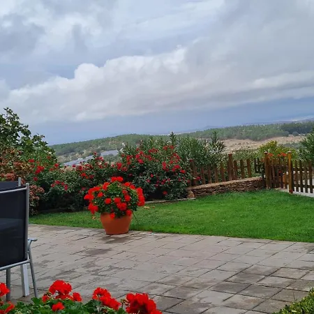 Sierra De Aguafria. El Robledillo Country house